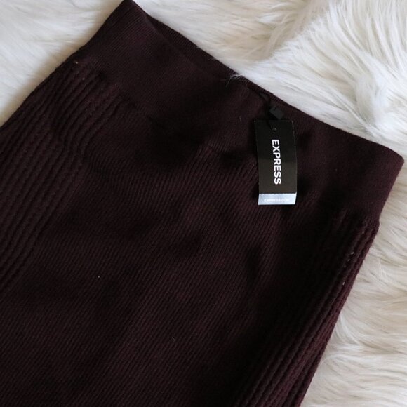 NEW Express High Waisted Knee Length Burgundy Skirt Size Small - Picture 5 of 8